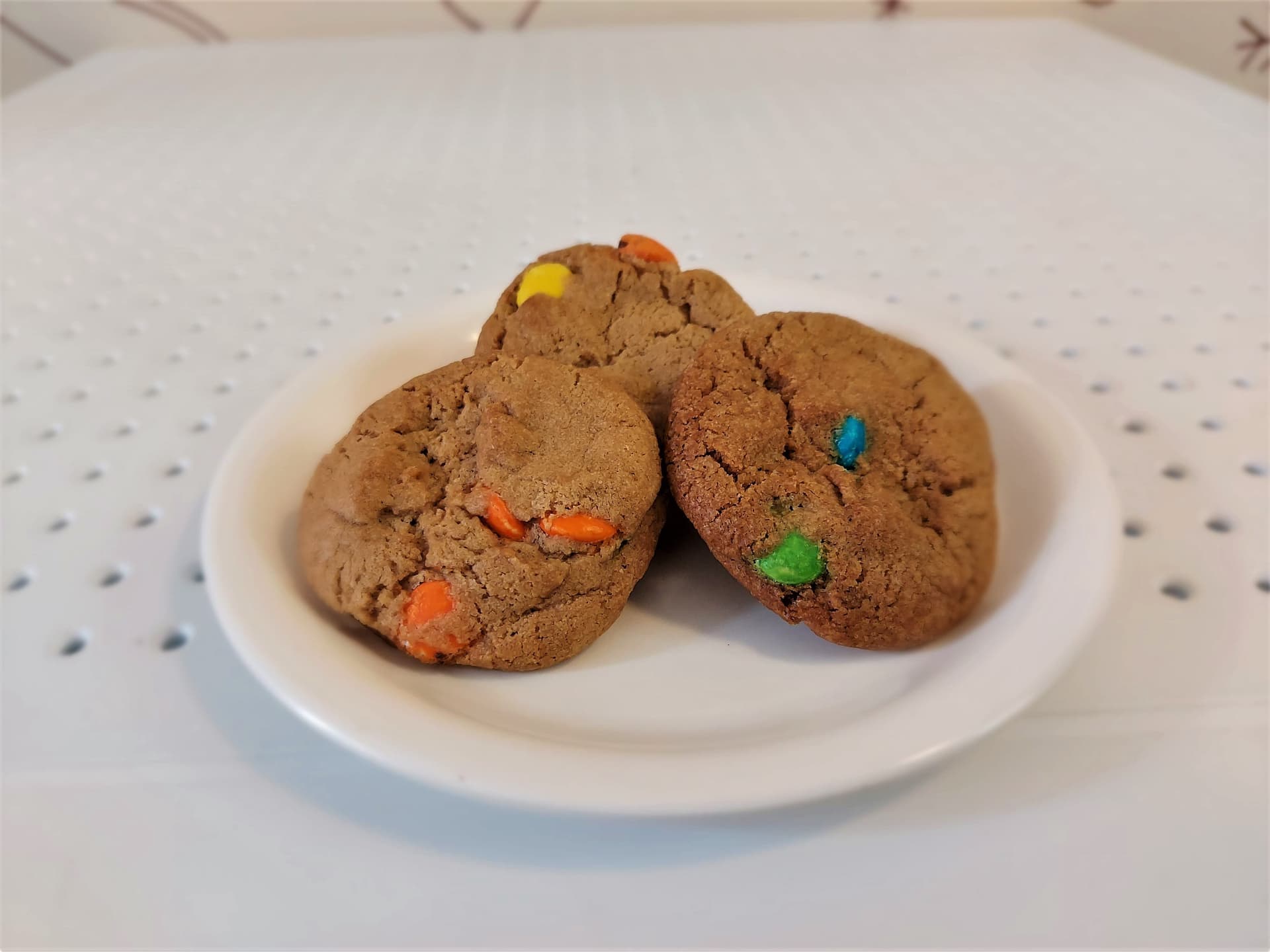 Choosing the Right Cookie Tin for Gifting